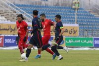یک بام و دوهوا در برگزاری مسابقات / لغو تک بازی و اقدام سوال برانگیز سازمان لیگ