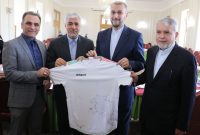 امیرعبداللهیان: وزارت خارجه برای موفقیت تیم ملی از هیچ کمکی دریغ نخواهد کرد