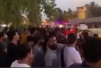 تظاهرات مردم خشمگین عراق مقابل سفارت ترکیه+فیلم