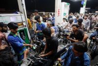 قیمت سوخت در پاکستان کاهش یافت