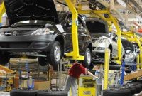 نوسانات ارز و بحران اقتصادی چرخ‌های صنعت خودروسازی پاکستان را کندتر کرد