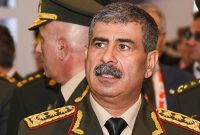 وزیر دفاع جمهوری آذربایجان: تحرکات نظامی مرزی قاطعانه سرکوب شود