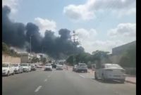 آتش‌سوزی در یک منطقه صنعتی در اراضی اشغالی+ویدئو