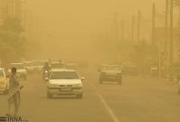 ادارات منطقه سیستان به علت آلودگی هوا روز دوشنبه تعطیل اعلام شد 