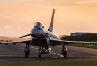 انگلیس جنگنده‌های خود را در فرودگاه‌های غیرنظامی مستقر می‌کند