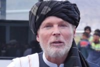 بازگشت استاد استرالیایی مبادله شده با یک مقام ارشد طالبان به کابل