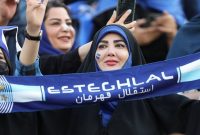 به بهانه حضور بانوان؛ «فیفا» استقلالی شد!+عکس به بهانه حضور بانوان؛ «فیفا» استقلالی شد!+عکس