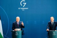 تأکید عباس بر راه حل دو کشوری برای فلسطین در گفت وگو با صدر اعظم آلمان