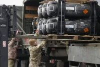 تداوم جنگ‌افروزی‌های آمریکا در اوکراین با ارسال تسلیحات بیشتر