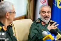 جانشین فرمانده کل سپاه: سندهای مرکز اسناد دفاع مقدس سپاه در اختیار مراجعین قرار داده میشود جانشین فرمانده کل سپاه: سندهای مرکز اسناد دفاع مقدس سپاه در اختیار مراجعین قرار داده میشود