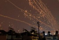 جنوب تل‌آویو زیر آتش خشم مقاومت فلسطین و شلیک بیش از ۱۰۰ موشک