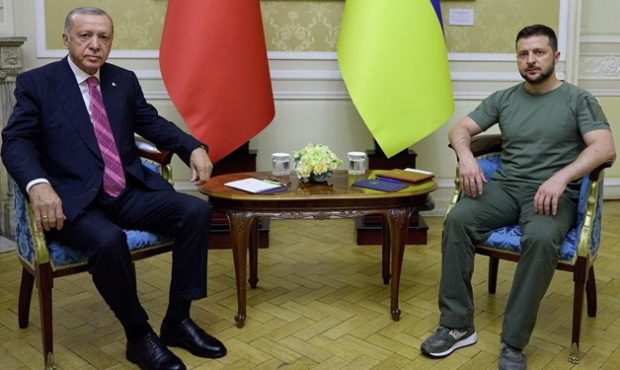 رایزنی اردوغان با زلنسکی درباره تبادل اسیران جنگی بین روسیه و اوکراین