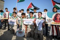 ساحل غزه به اسامی و تصاویر ۱۷ شهید کودک مزین شد