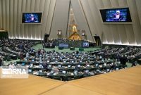مجلس فهرست متخلفان فولاد اصفهان را پیش از بررسی دستگاه قضا علنی نخواهد کرد