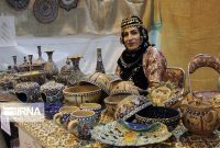 نمایشگاه منطقه ای صنایع دستی در قزوین گشایش یافت