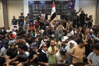 واکنش شخصیت‌های سیاسی عراق به بیانیه صدر، صف آرایی موافقان و مخالفان