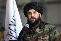 وزیر دفاع طالبان: آمریکا از حریم هوایی پاکستان به افغانستان حمله می‌کند