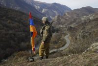 ارمنستان: نیروهای آذربایجان آتش بس در مرز را نقض کردند