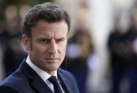 انتقاد نماینده سابق پارلمان اروپا از مکرون/ فرانسویان با تورم شدید روبرو خواهند شد