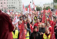 تظاهرات هزاران اتریشی در اعتراض به گرانی، تورم و بحران انرژی +فیلم
