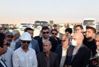 رئیس‌مجلس از طرح انتقال آب دریا به استان فارس بازدید کرد