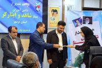 مسئولان استان بوشهر بهبود شرایط علمی و پرورشی دانش‌آموزان شاهد و ایثارگر را در اولویت‌ قرار دهند
