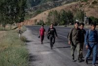 گاردین: تعداد مهاجران افغانستان در ترکیه به ۳۰۰ هزار نفر رسید