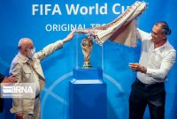 گزارش کامل ایرنا از مراسم رونمایی از «جام‌» جهانی؛ حلقه به دور کاپ طلایی در برج میلاد