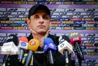 گل‌محمدی: از نظر امکانات فقیر هستیم/ حداقل سه تیم بیشتر از پرسپولیس هزینه کردند