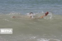 یک گردشگر در ساحل آستارا غرق شد