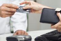 دولت خواستار ایجاد وقفه در اجرای قانون اخذ مالیات از کارتخوان‌ها شد