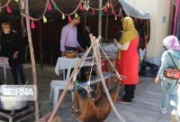 نمایشگاه سوغات و هدایا در اراک گشایش یافت