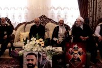 نماینده ولی فقیه در سپاه با خانواده شهید مدافع امنیت در تبریز دیدار کرد