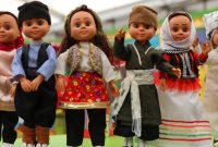 چرا عروسکهای دارا و سارا بهجای آغوش کودکان در دکور خانهها نشستند؟ چرا عروسکهای دارا و سارا بهجای آغوش کودکان در دکور خانهها نشستند؟