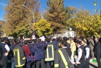 آتش نشانان مشهدی خواستار افزایش حقوق شدند