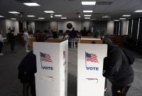 اخراج دو مامور انتخاباتی در ایالت جورجیا به دلیل حضور در حمله به کنگره