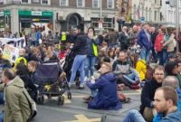 تظاهرات ایرلندی‌ها در اعتراض به بحران مسکن