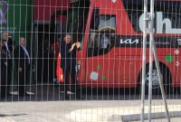 تیم‌ملی با استقبال ایرانی‌ها راهی ورزشگاه شد