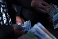 تب دلار در افغانستان داغ شد