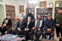 تجلیل دوستانه از عباسعلی براتی‌پور در منزلش