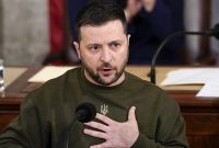 زلنسکی تسلیم شد؛ به هر قیمتی از «باخموت» دفاع نمیکنیم زلنسکی تسلیم شد؛ به هر قیمتی از «باخموت» دفاع نمیکنیم