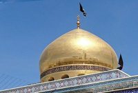پرچم گنبد حرم حضرت زینب (س) به رنگ عزا درآمد+فیلم