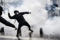 اوضاع آشوبناک در فرانسه بعد از سخنرانی ماکرون+ فیلم