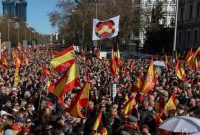 فیلم| تظاهرات آتش‌نشانان در اسپانیا