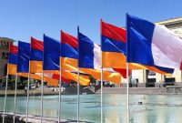 رئیس کمیته دفاع سنای فرانسه: باید به ارمنستان کمک کنیم