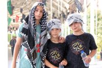 ارائه خدمات فرهنگی به کودکان و نوجوانان در راهپیمایی اربعین ارائه خدمات فرهنگی به کودکان و نوجوانان در راهپیمایی اربعین