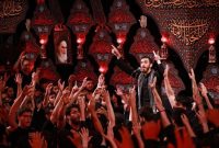 مهدی رسولی در هیأت با نوجوانان سرود خواند+فیلم