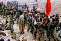 جنگ ۸ ساله ایران و عراق، چگونه دفاع مقدس شد
