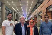 سرمربی آمریکایی هاکی بانوان وارد تهران شد