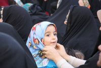 مسئله حجابِ مادر و الگو پذیریِ آن توسط فرزندان مسئله حجابِ مادر و الگو پذیریِ آن توسط فرزندان